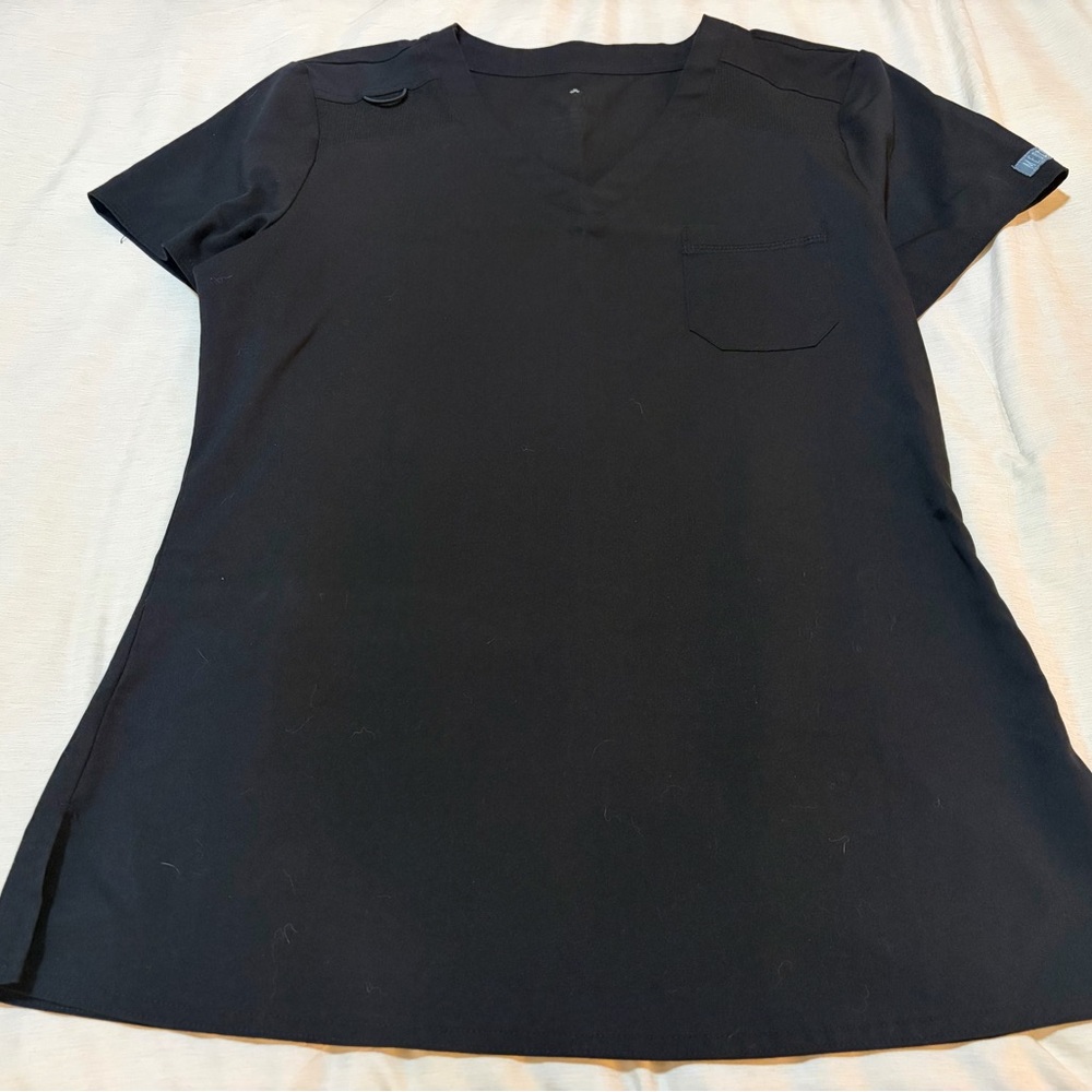 🖤 Black Scrub Top - Med Couture Touch - Small 🖤